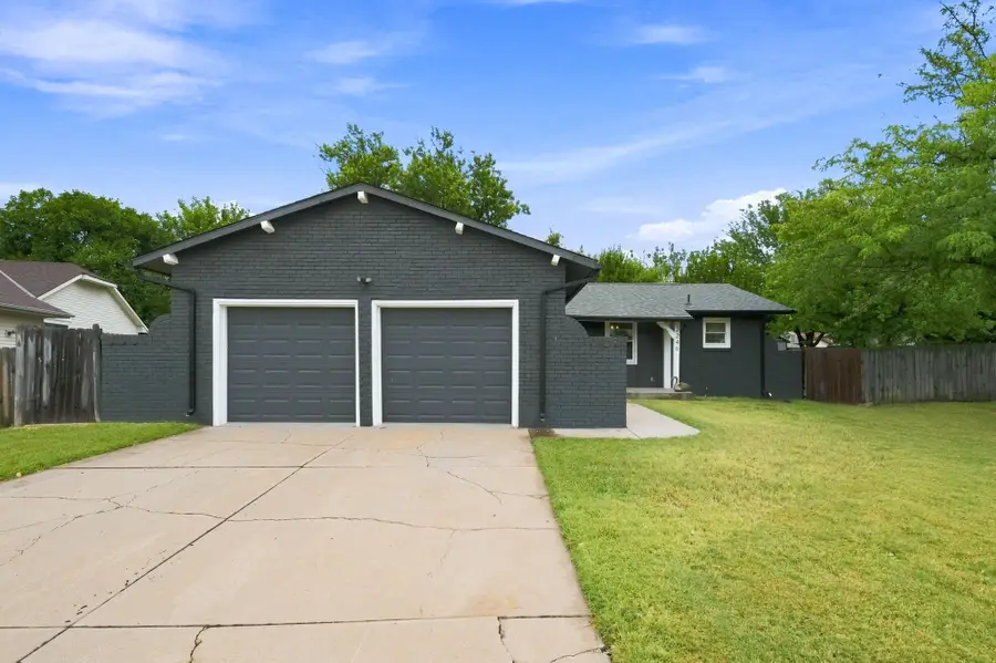2246 S Lori Ln, Wichita, KS 67207 - #3