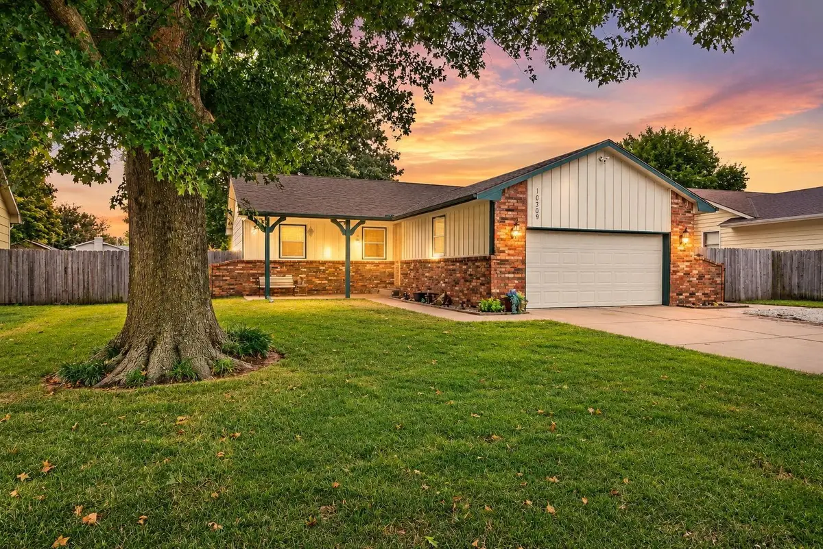 10309 W Dora St, Wichita, KS 67209 - #1