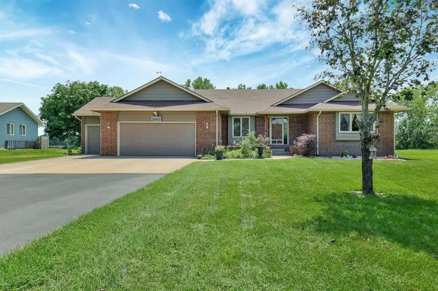 2005 E Pine Bay St, Wichita, KS 67216 - #3