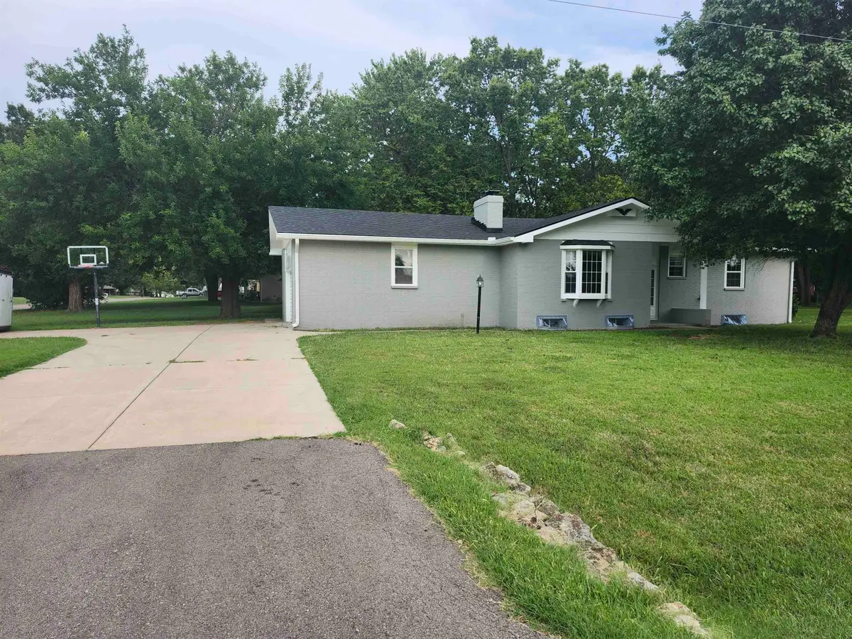 3100 N Ohio, Augusta, KS 67010 - #1