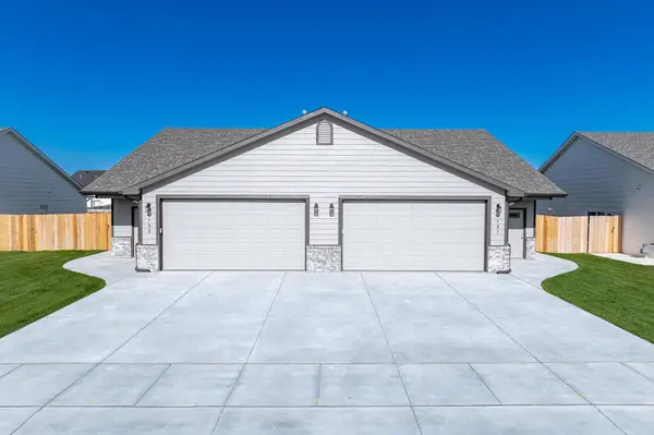 9131 / 9133 E Chris Ct, Bel Aire, KS 67226