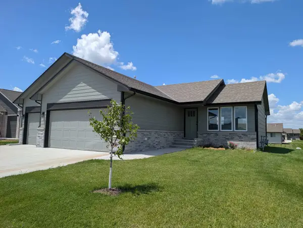 200 E Anniston Ct, Derby, KS 67037