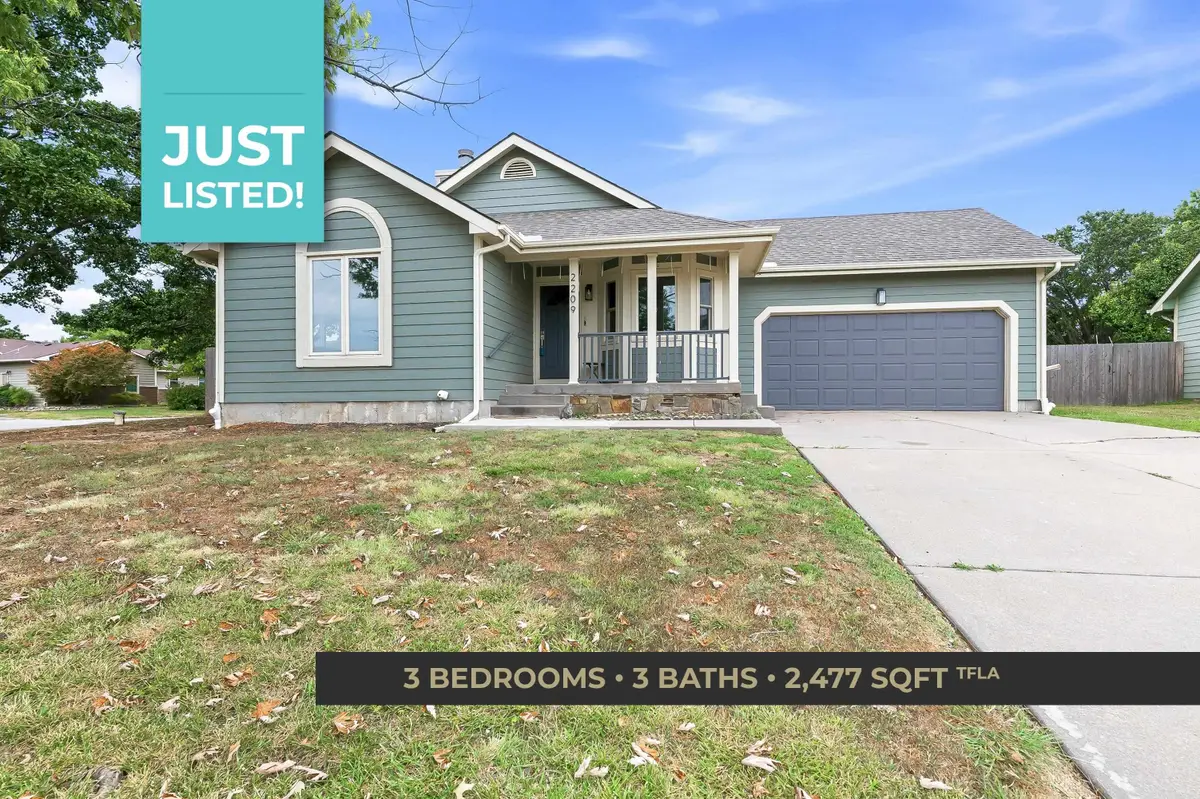 2209 N Woodlawn Blvd, Derby, KS 67037-3802 - #1