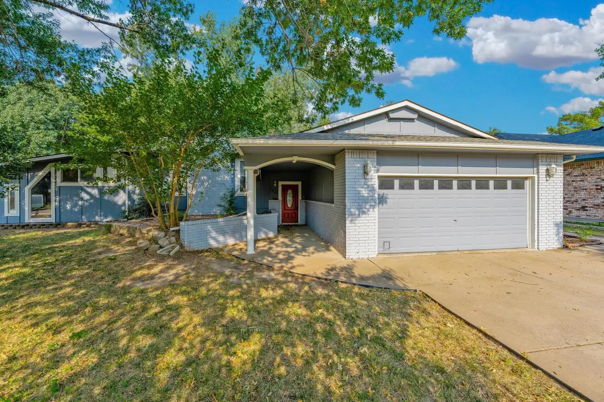 1441 N Lark Ln, Wichita, KS 67212 - #1