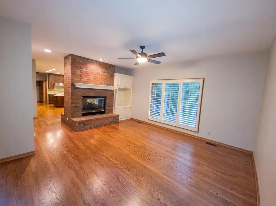 945 N Woodridge, Wichita, KS 67206 - #3