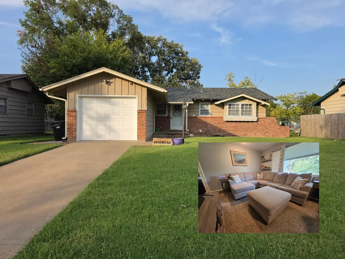 2219 Edward St, Salina, KS 67401 - #1