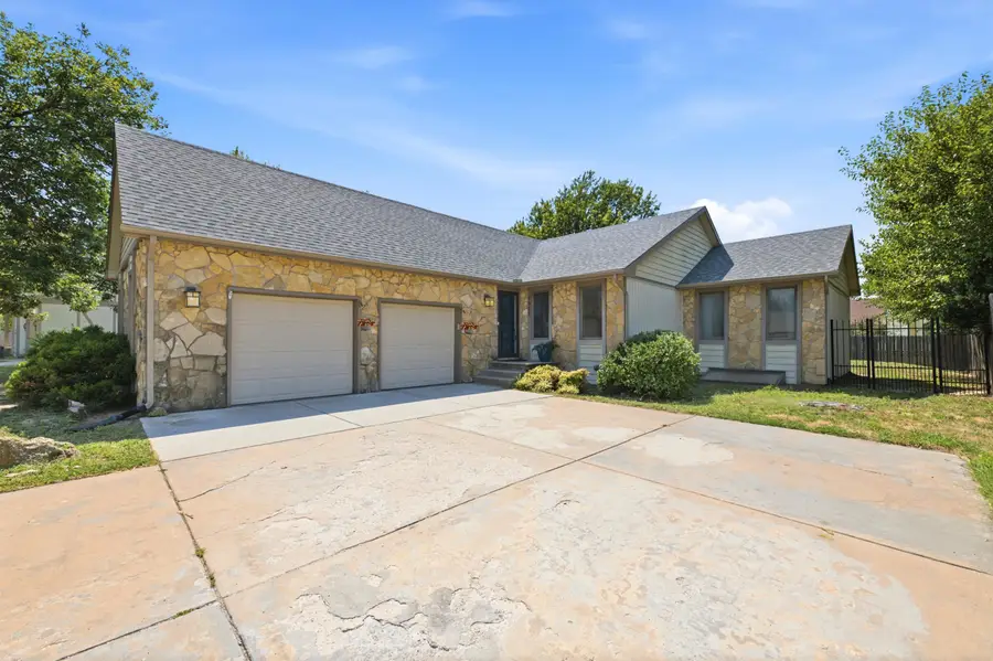 1951 S Cypress, Wichita, KS 67207 - #2