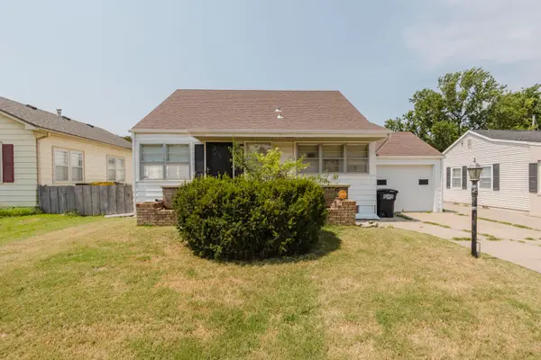 305 Lawrence St., Pratt, KS 67124