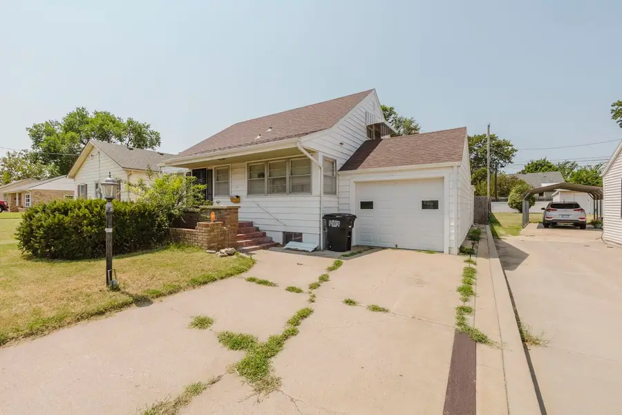 305 Lawrence St., Pratt, KS 67124 - #3