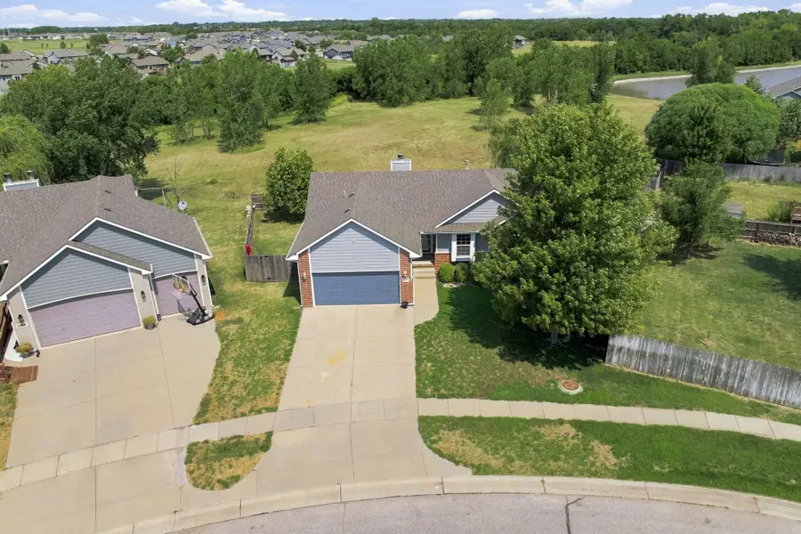 2261 S Upland Hills St, Wichita, KS 67235 - #2