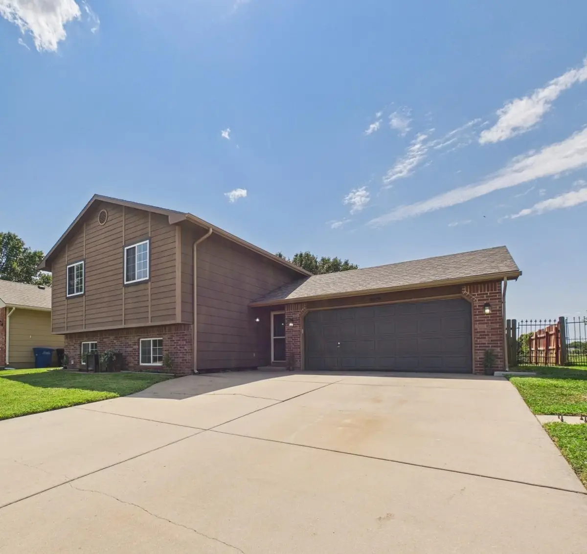 2603 N Danbury Rd, Augusta, KS 67010 - #1