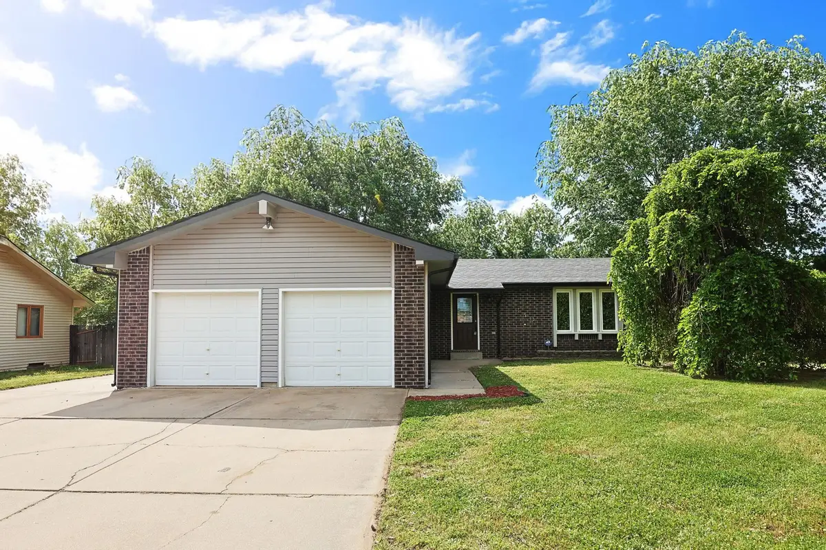 440 N Linden, Haysville, KS 67060 - #1