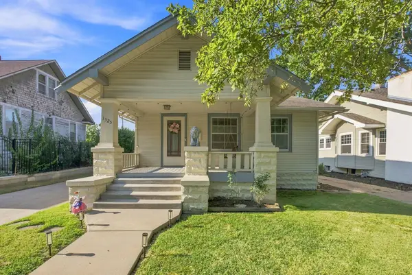 3325 E Chatfield Place, Wichita, KS 67208