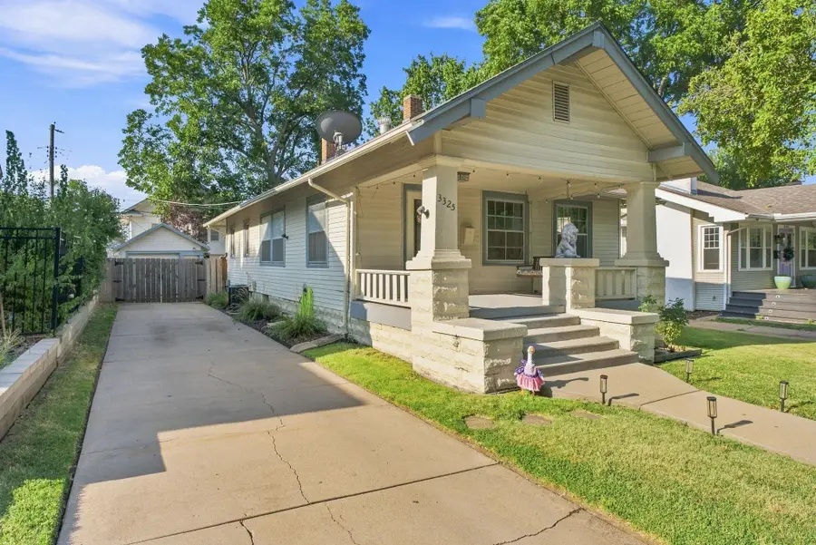 3325 E Chatfield Place, Wichita, KS 67208 - #2