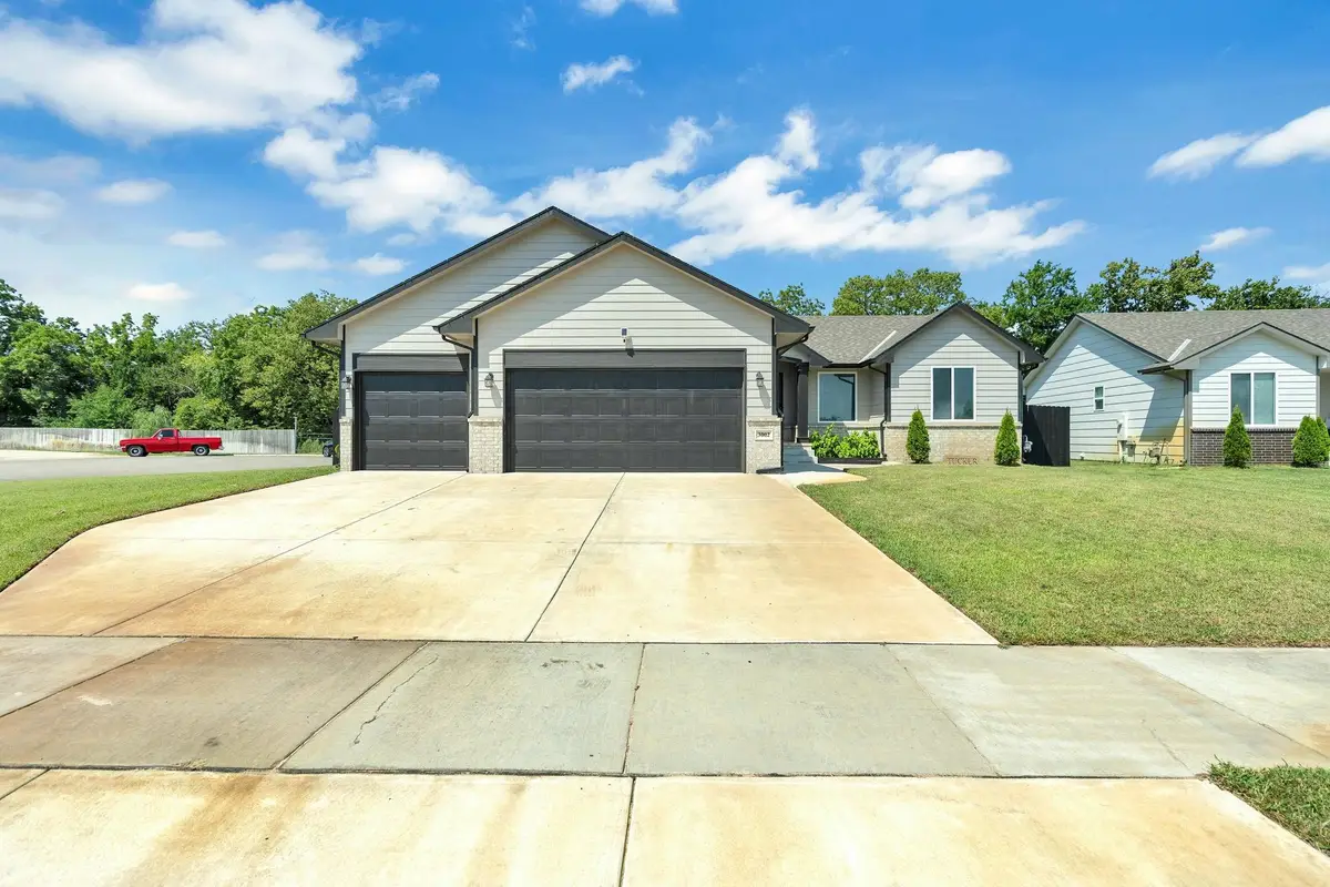 3002 E Maywood, Wichita, KS 67216 - #1