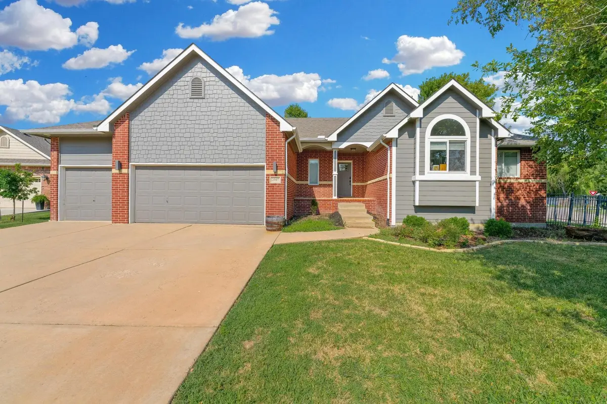 2007 N Colt Ct, Andover, KS 67002 - #1