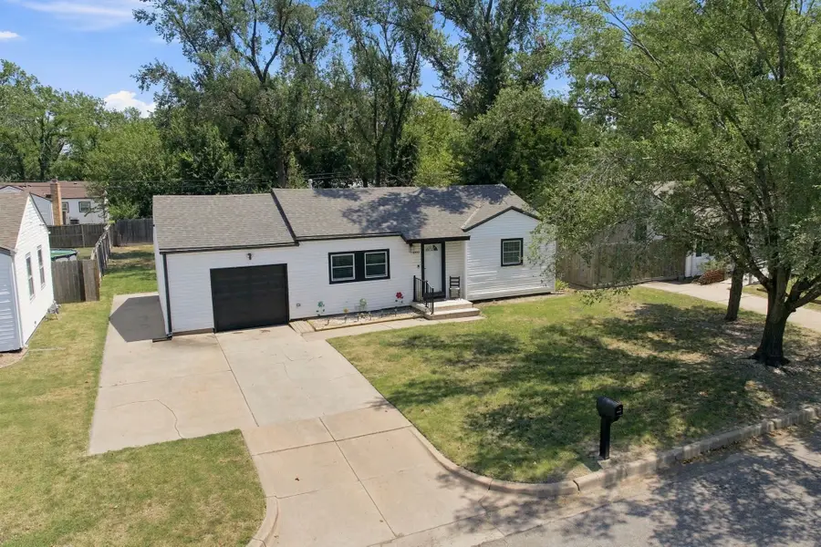 2422 S Everett St, Wichita, KS 67217 - #2