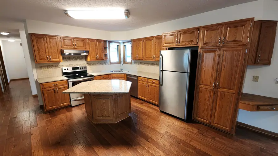 1216 E Republic Avenue, Salina, KS 67401 - #3