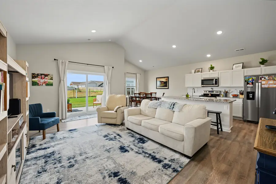 1416 Curtiss Dr., McPherson, KS 67460 - #2