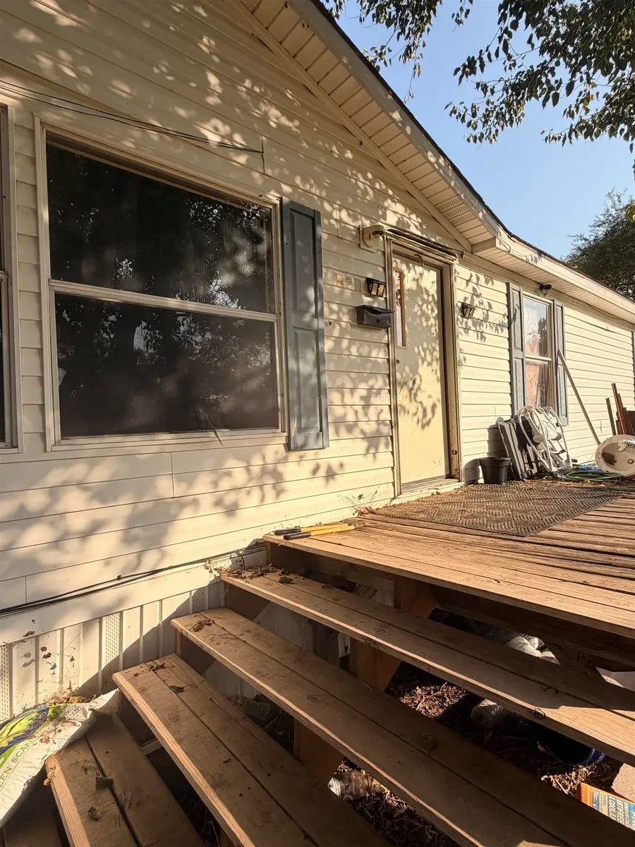 131 W Daniel, Haysville, KS 67060 - #3