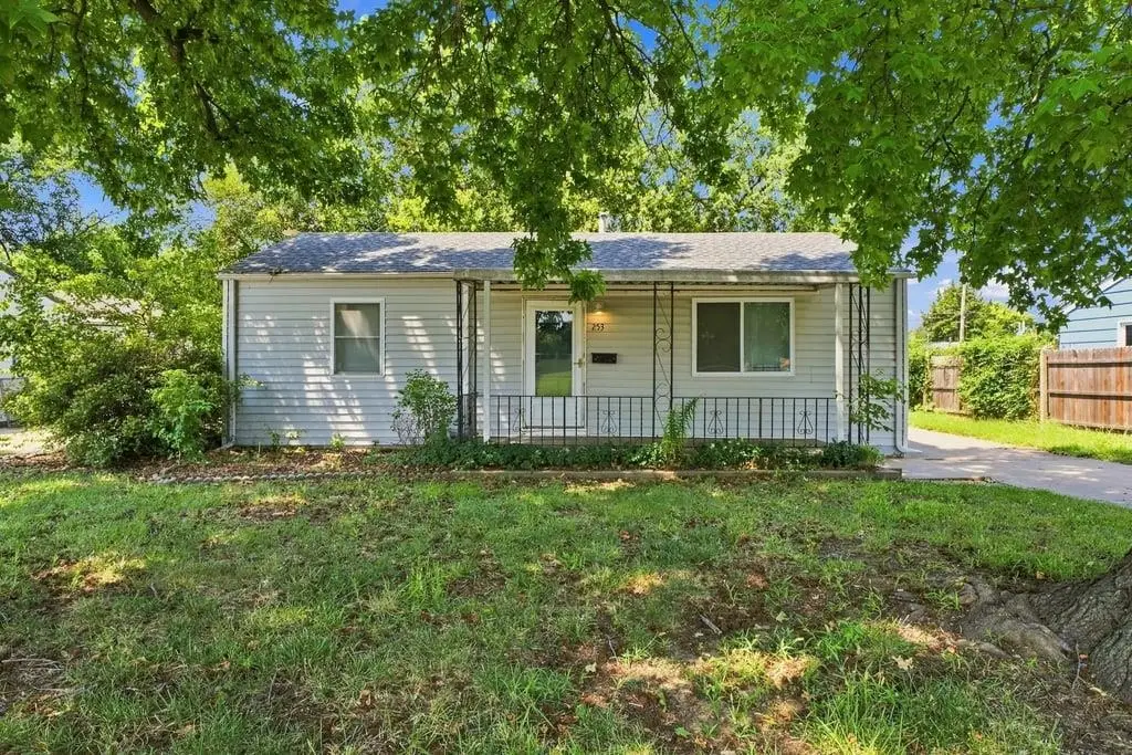 253 N Nelson Ave., Haysville, KS 67060 - #1