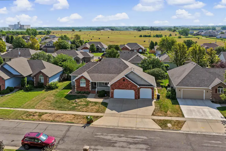 517 Pine Ridge Dr., Salina, KS 67401 - #3
