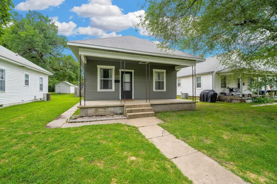 429 W 5th, Newton, KS 67114 - #2