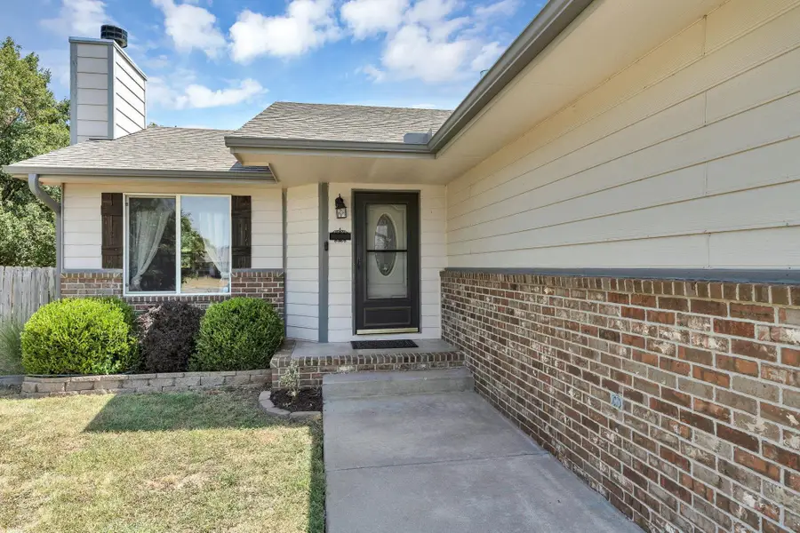 1730 E Winterset Circle, Goddard, KS 67052 - #3