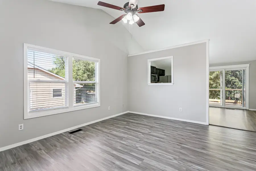10702 E Bluestem St, Wichita, KS 67207 - #3