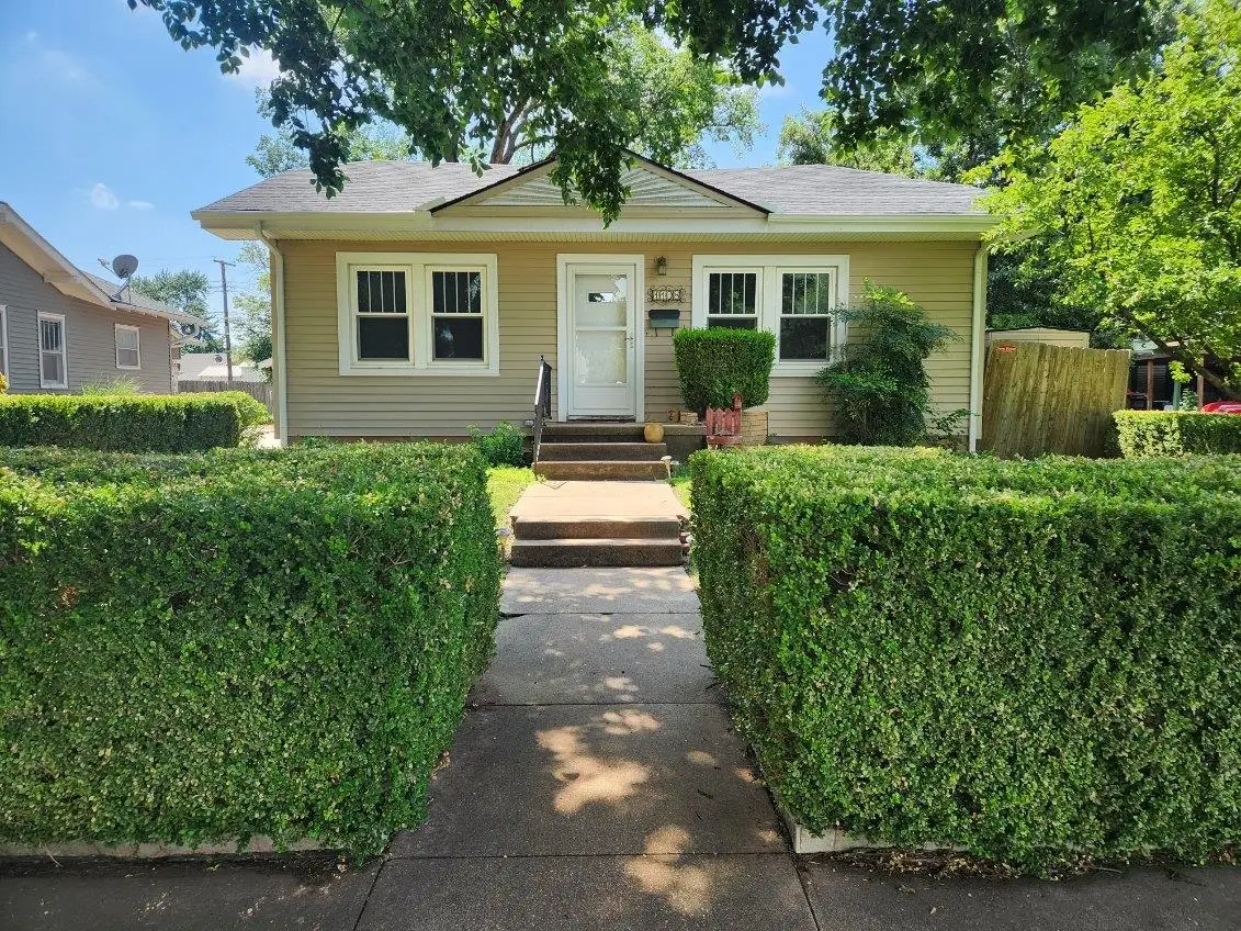 1108 N Washington Ave., Wellington, KS 67152 - #1
