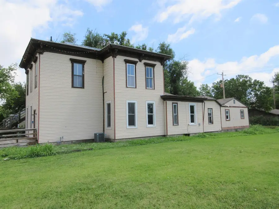 645 S 3rd Ave., Salina, KS 67401 - #2