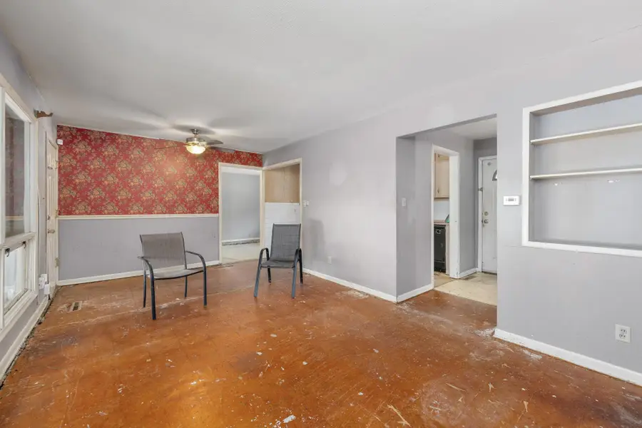 1037 Inverness Dr, Wichita, KS 67218 - #3