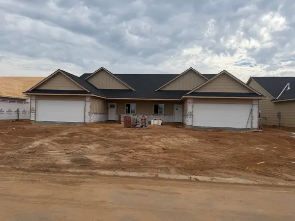 806 N Wheatland St, Wichita, KS 67235