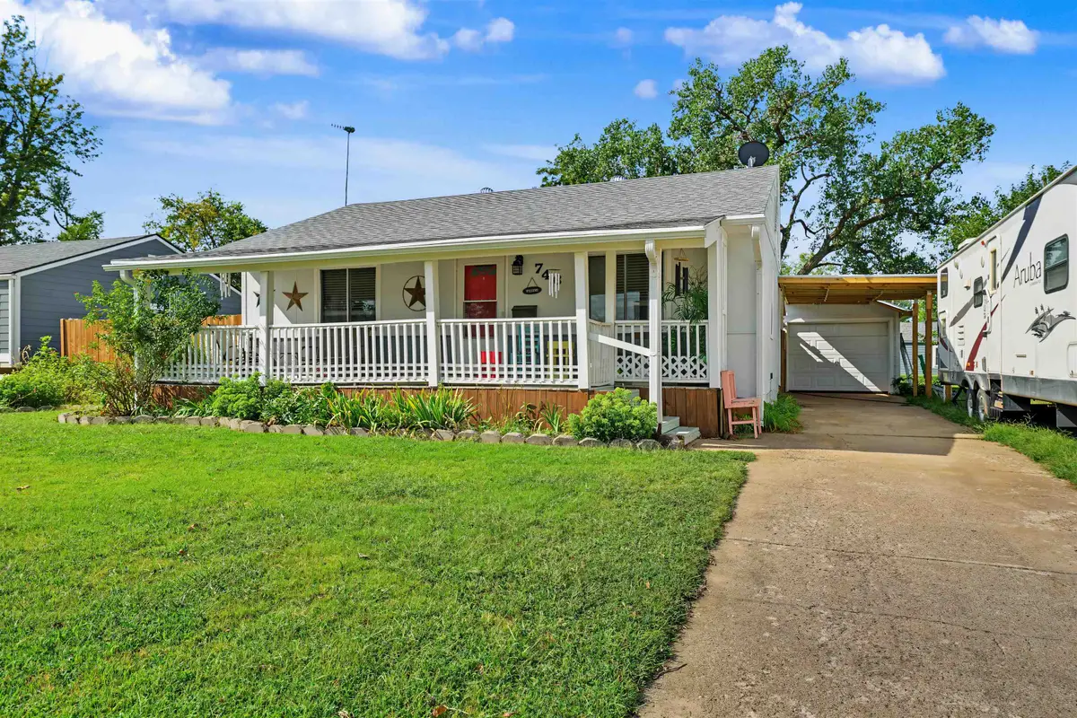 746 Osage Ave, Salina, KS 67401 - #1