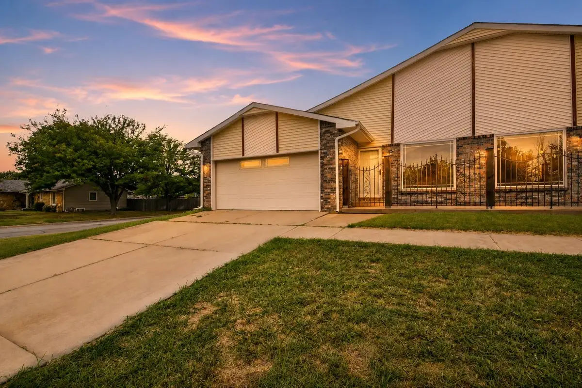 8702 E Longlake, Wichita, KS 67207 - #1