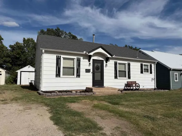 1236 N Dearborn St, Augusta, KS 67010
