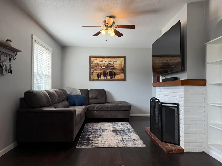1236 N Dearborn St, Augusta, KS 67010 - #3