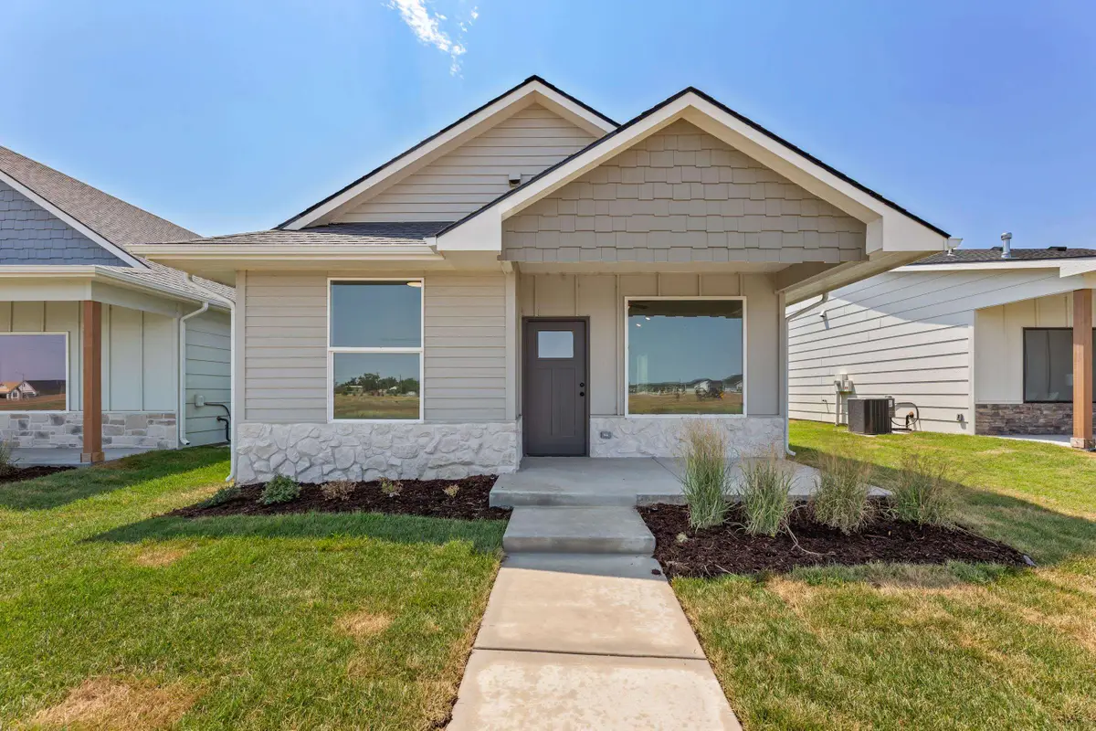 3524 N Azalea St, Maize, KS 67223 - #1