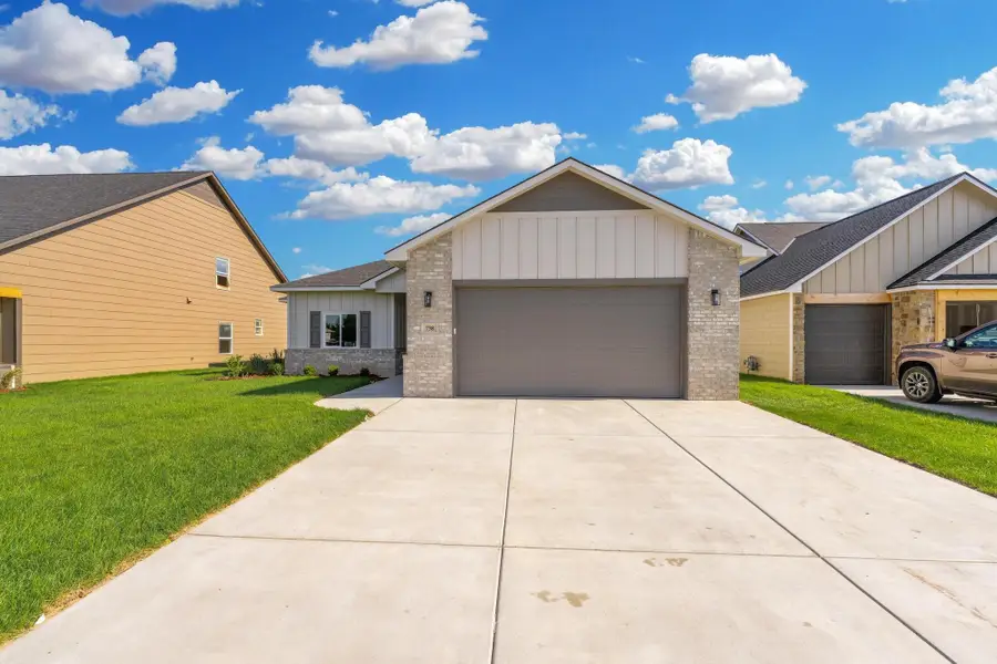 702 N Rainbow Lake Ct., Wichita, KS 67235 - #2