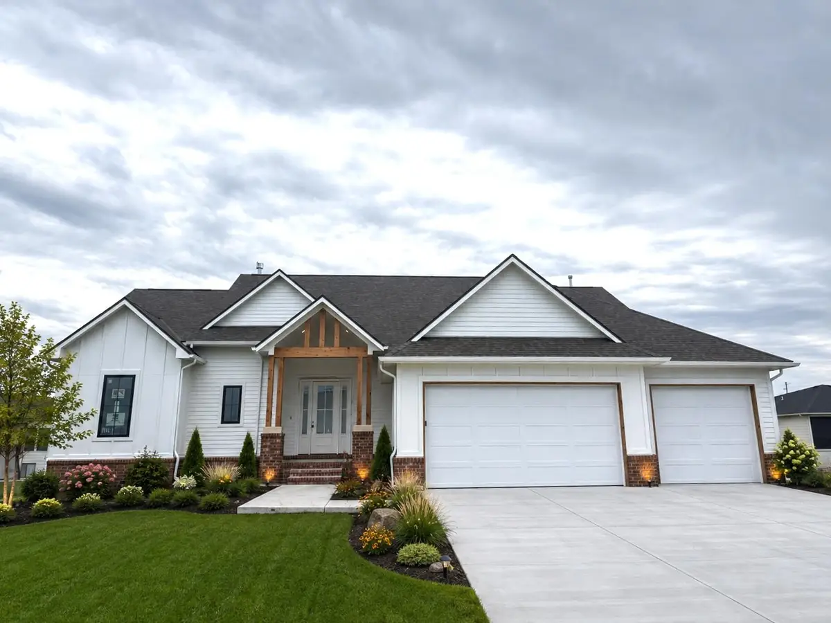 11413 E Winston Circle, Wichita, KS 67226 - #1