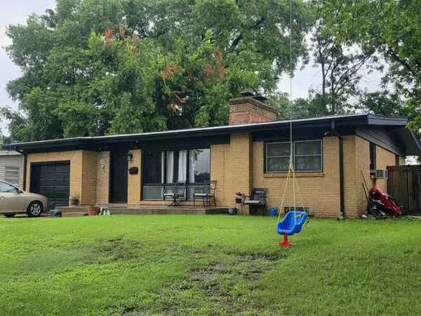 8316 E Morris St, Wichita, KS 67207