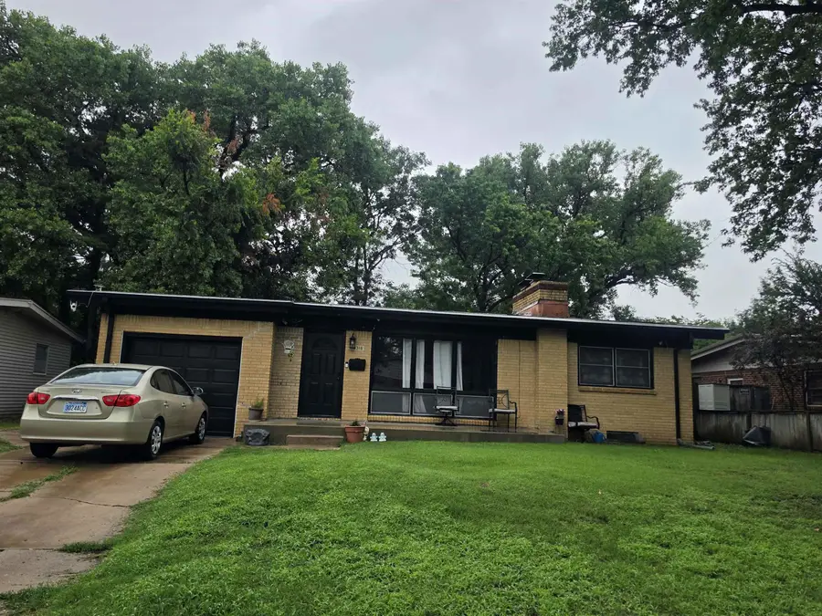 8316 E Morris St, Wichita, KS 67207 - #2