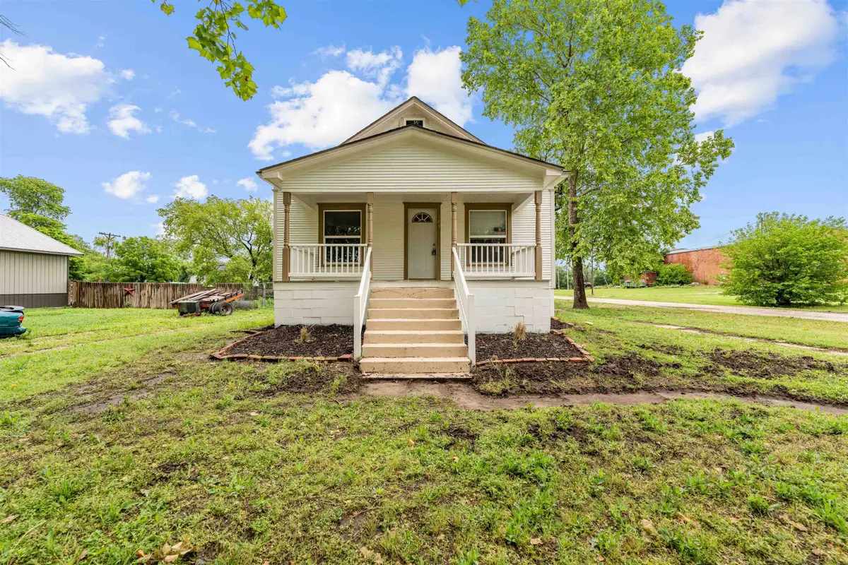 123 King St, Gypsum, KS 67448 - #1