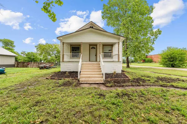 123 King St, Gypsum, KS 67448