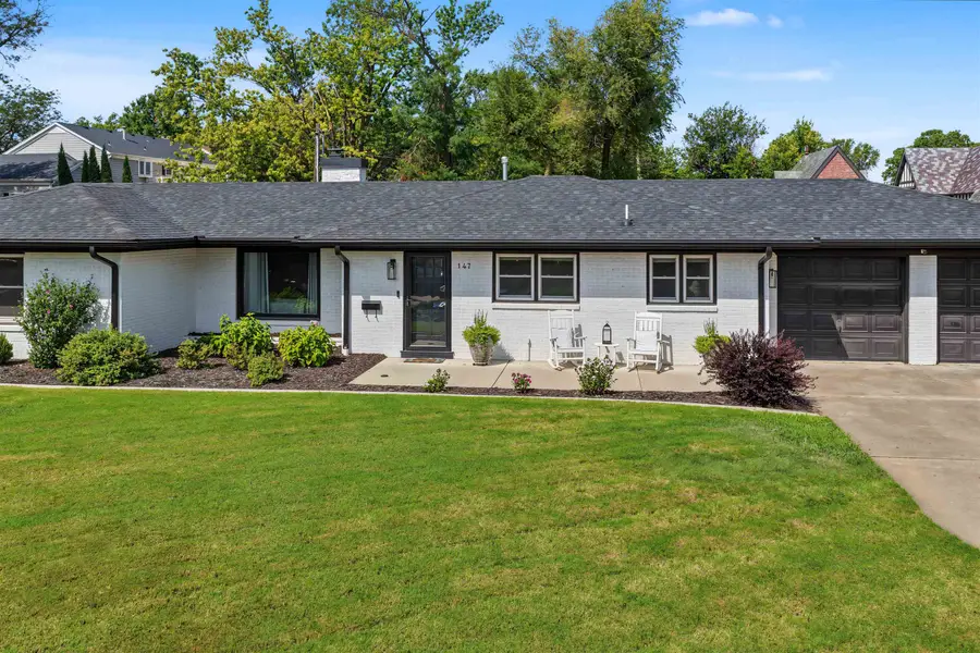 147 Overhill Rd, Salina, KS 67401 - #2