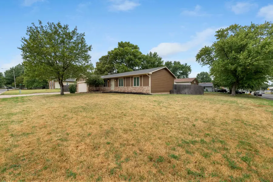 8410 W 17th St N, Wichita, KS 67212 - #2