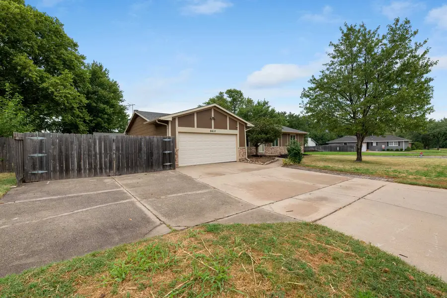8410 W 17th St N, Wichita, KS 67212 - #3