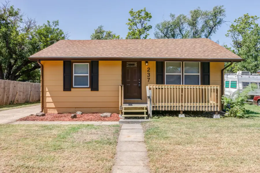 237 N Kansas Ave, Salina, KS 67401 - #3