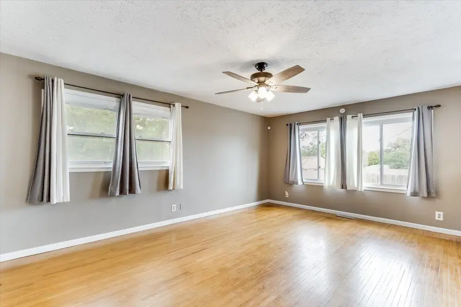 8206 E Levitt Dr, Wichita, KS 67207-3234 - #3