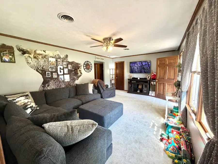 308 Pembroke Ln., Ellinwood, KS 67526 - #3